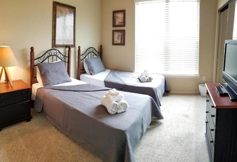 Bp521cp Bella Piazza  Three Bedroom Condo