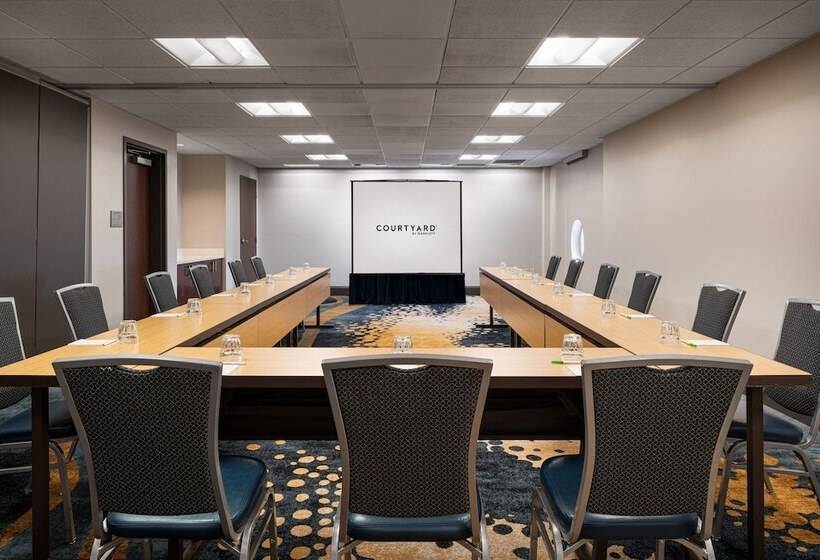 Courtyard Seattle Downtown/pioneer Square