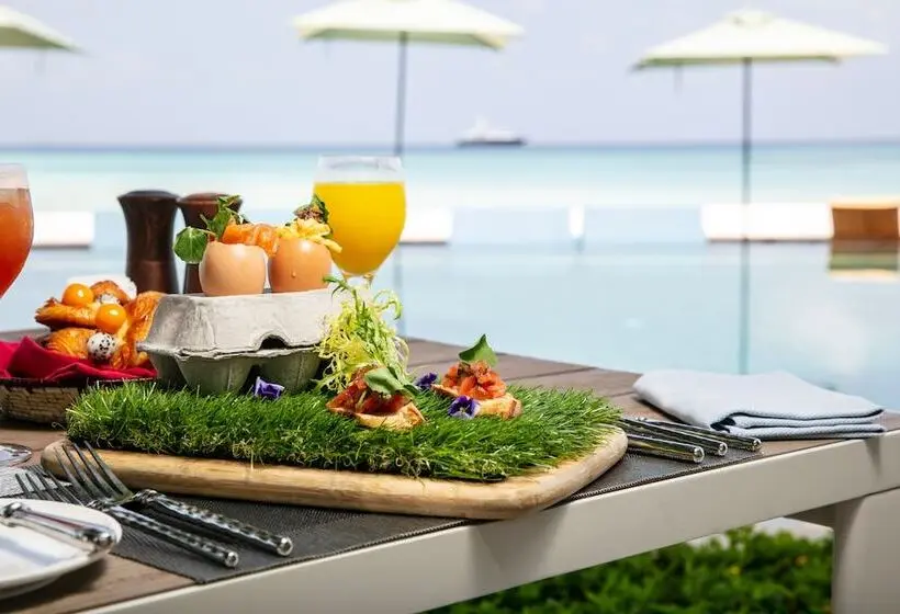 Four Seasons Resort Maldives At Kuda Huraa