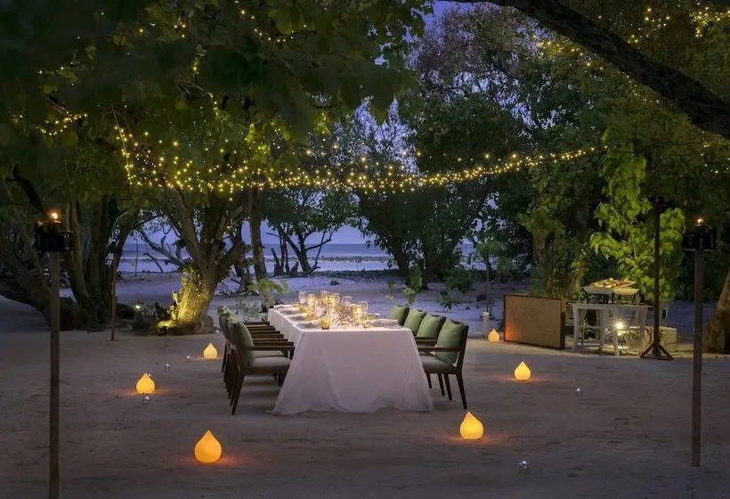 Four Seasons Resort Maldives At Kuda Huraa