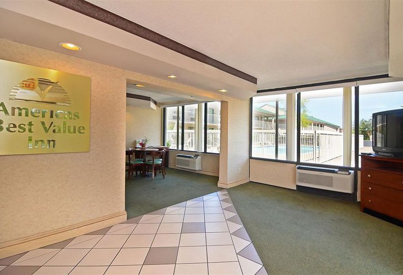 فندق Rodeway Inn