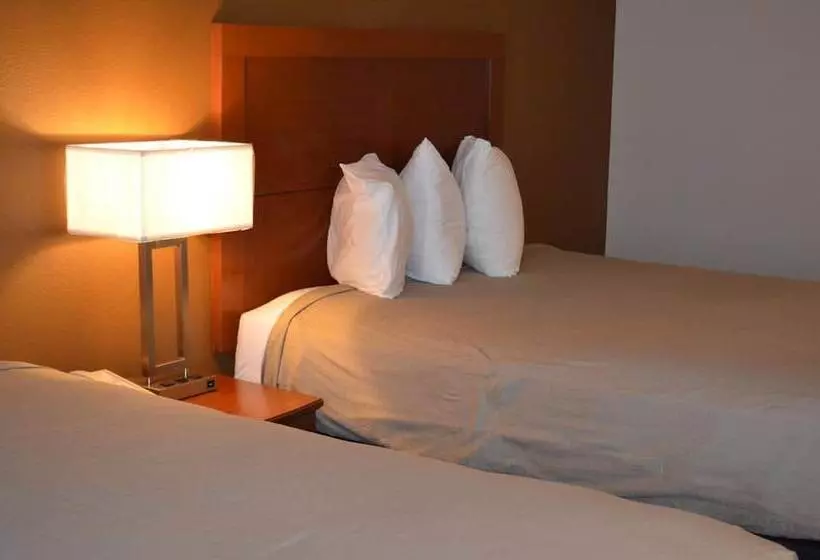 Hotel Brookshire Inn & Suites