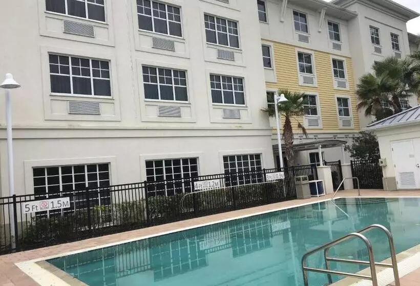 Palm Coast Hotel & Suites I 95