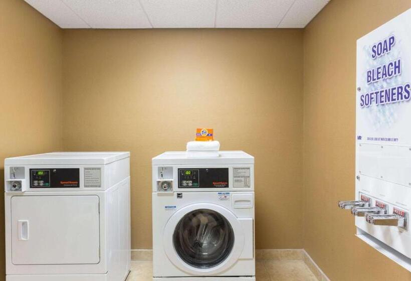 Palm Coast Hotel & Suites I 95