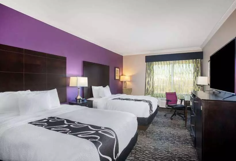 酒店 La Quinta By Wyndham Columbus Tx