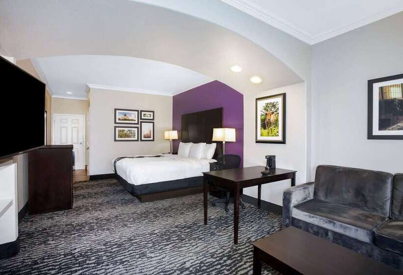 فندق La Quinta By Wyndham Columbus Tx