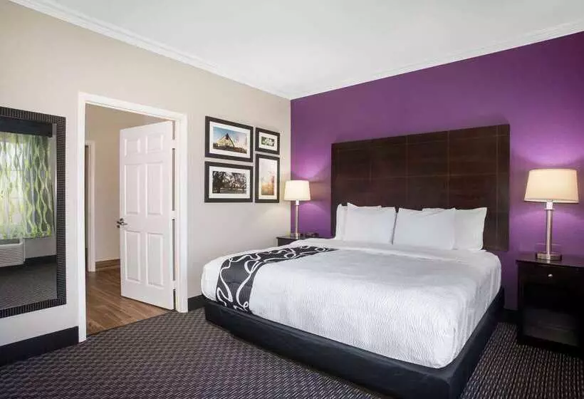 酒店 La Quinta By Wyndham Columbus Tx