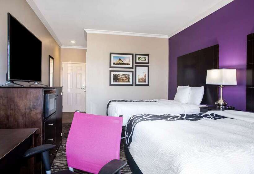 فندق La Quinta By Wyndham Columbus Tx