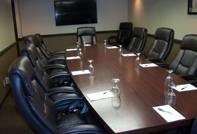 בית מלון כפרי Park Inn By Radisson Sharon