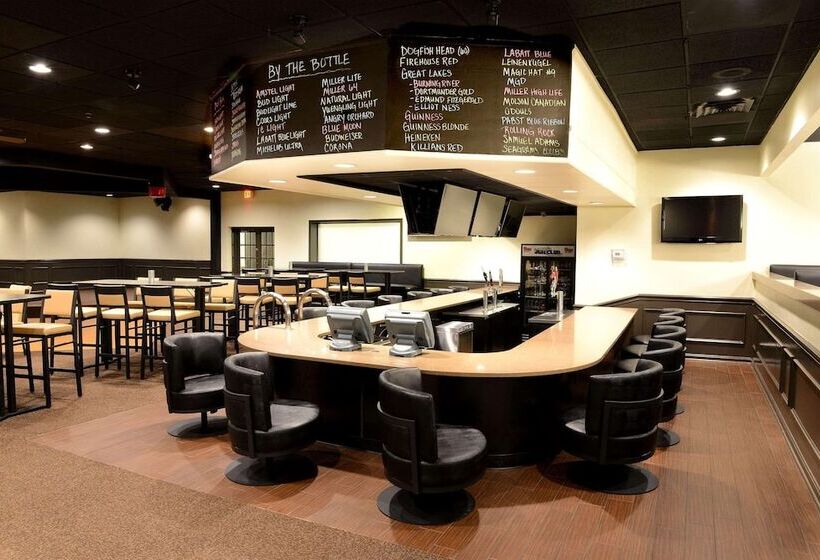 בית מלון כפרי Park Inn By Radisson Sharon