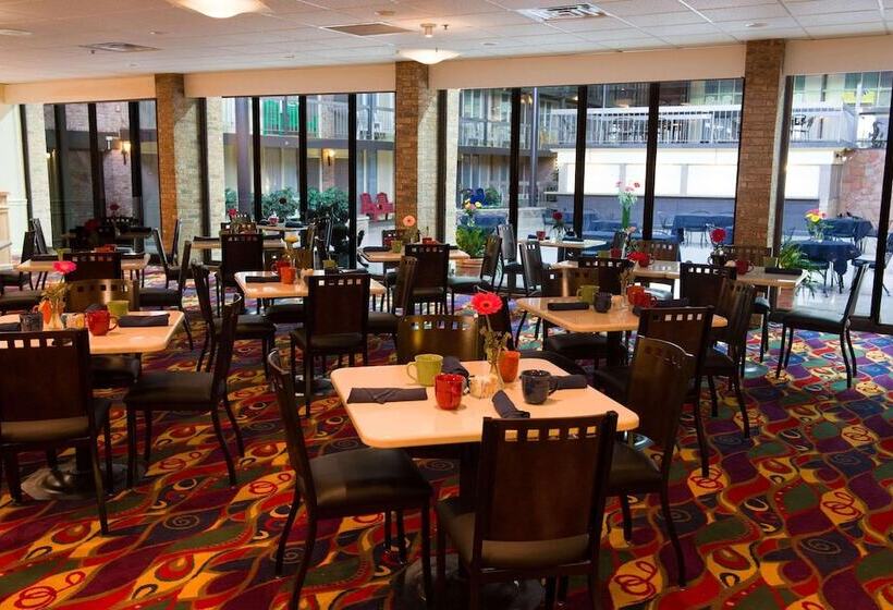 בית מלון כפרי Park Inn By Radisson Sharon