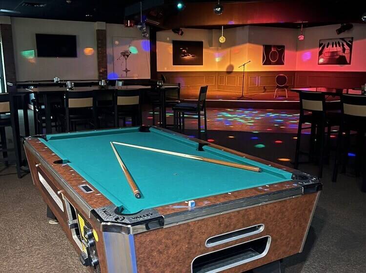 בית מלון כפרי Park Inn By Radisson Sharon