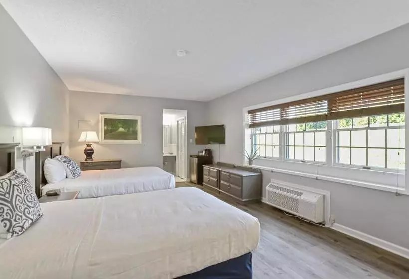 酒店 Penn National Inn