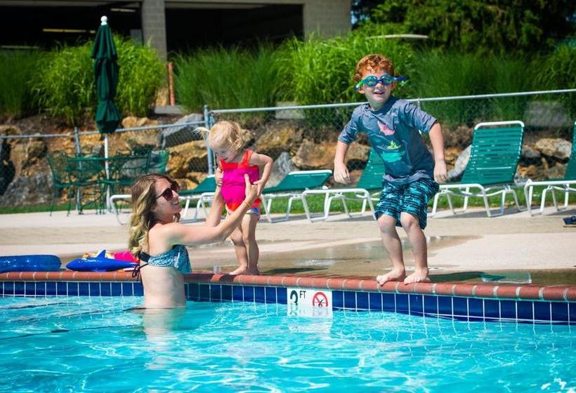 Отель Penn National Inn