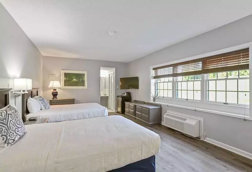 酒店 Penn National Inn