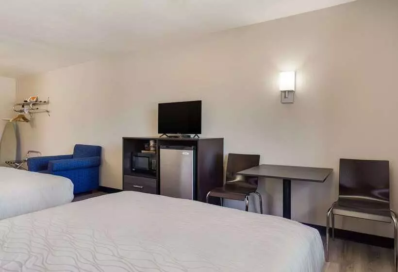 Hotelli Rodeway Inn Branson, Brick House