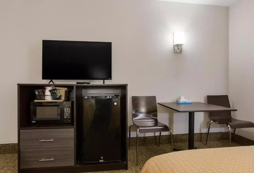 Hotelli Rodeway Inn Branson, Brick House