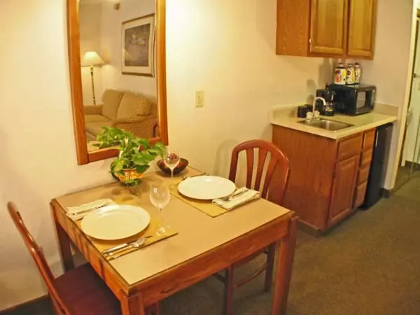 호텔 Rosemont Suites