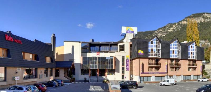 Отель Suite Home Briancon Serre Chevalier