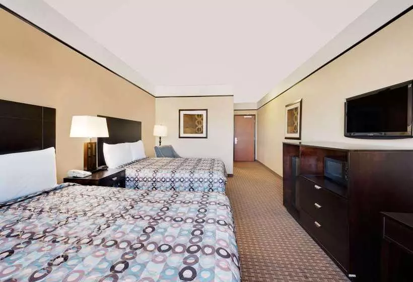 فندق Super 8 By Wyndham Odessa Tx