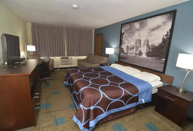 Hotelli Super 8 By Wyndham Urbandale/des Moines Area