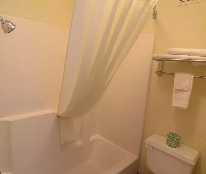 Hotelli Super 8 By Wyndham Urbandale/des Moines Area