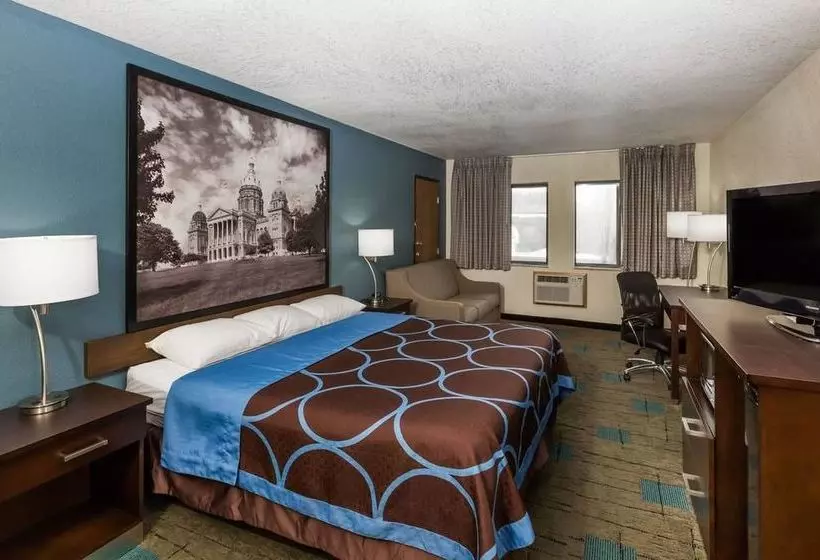 Hotelli Super 8 By Wyndham Urbandale/des Moines Area