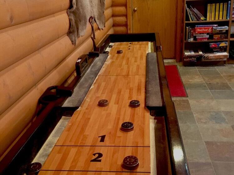 בית מלון כפרי The Lodge At Lolo Hot Springs