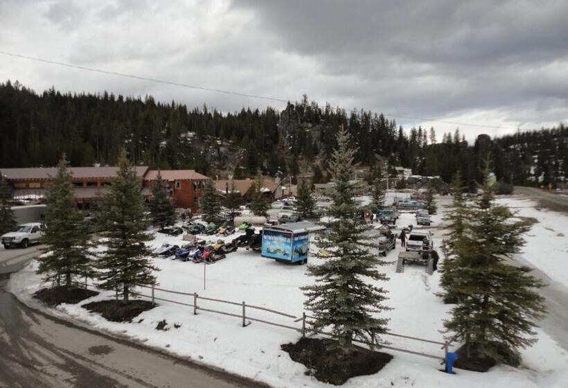 בית מלון כפרי The Lodge At Lolo Hot Springs