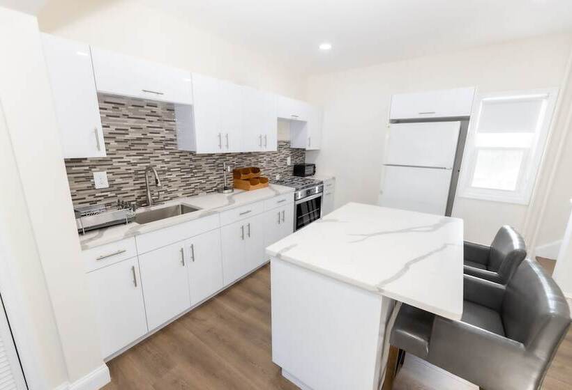 모텔 Seaside Sands Inn