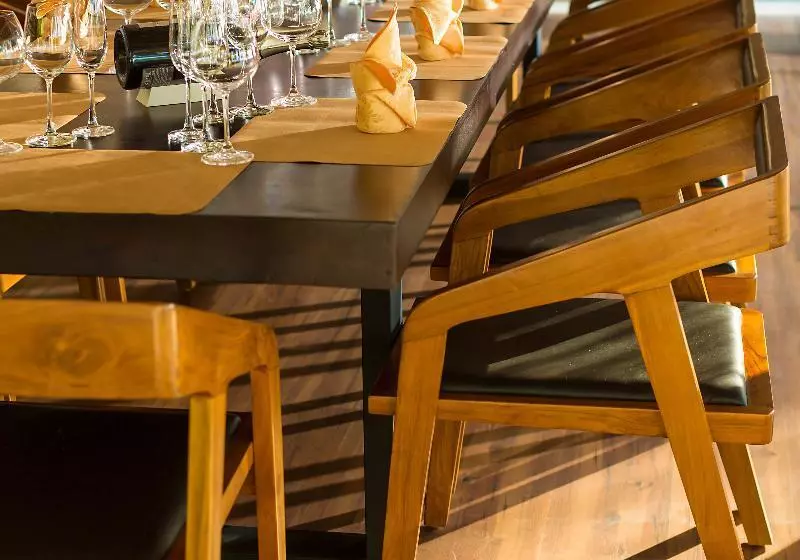 Vilu Reef Beach & Spa Resort