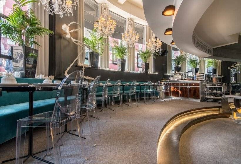 تختخواب و صبحانه Teatro Boutique Rooms & Suites