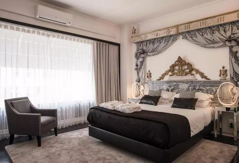 تختخواب و صبحانه Teatro Boutique Rooms & Suites