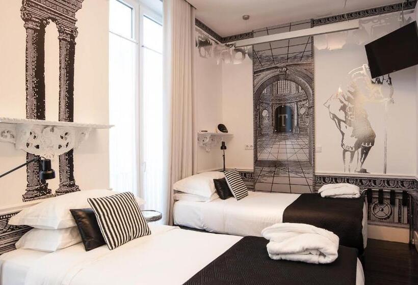 تختخواب و صبحانه Teatro Boutique Rooms & Suites