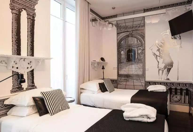 تختخواب و صبحانه Teatro Boutique Rooms & Suites