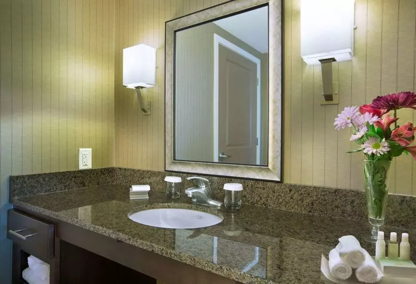 Homewood Suites By Hilton Newport Middletown, Ri