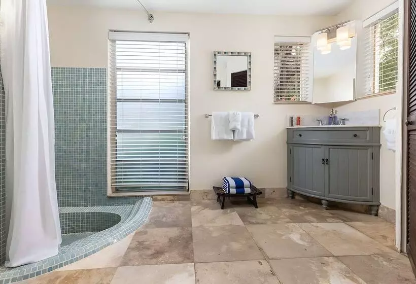 Hotelli Azul Del Mar