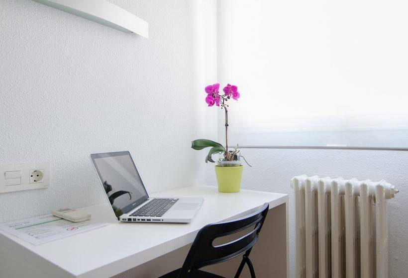 בית מלון כפרי Centro Vitoria Autocheckin