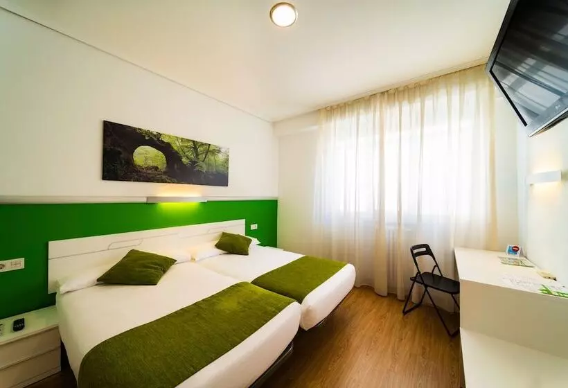 호텔 Centro Vitoria Autocheckin