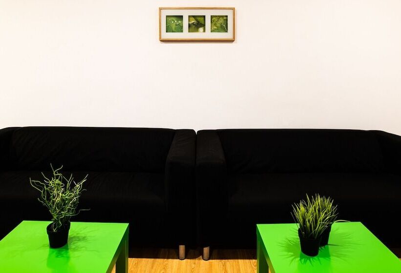 בית מלון כפרי Centro Vitoria Autocheckin