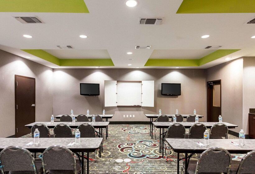 Отель Comfort Suites Greenville