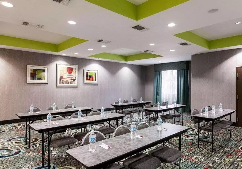 호텔 Comfort Suites Greenville