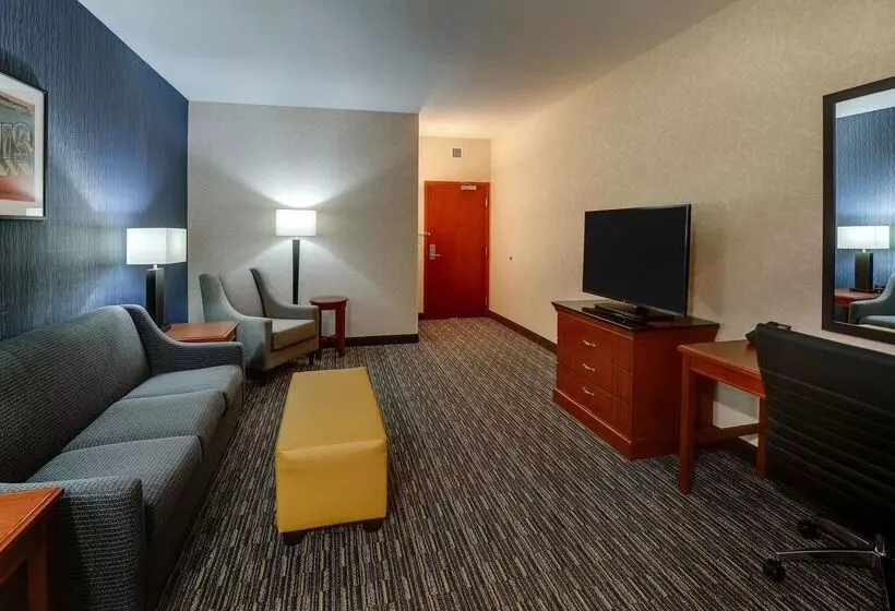 Отель Drury Inn & Suites St. Louis Arnold