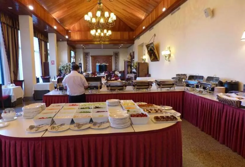 Отель Golf Campoamor