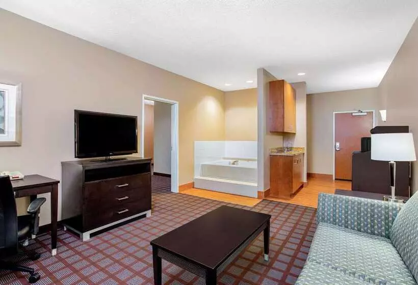 酒店 La Quinta By Wyndham Indianapolis Airport Plainfield
