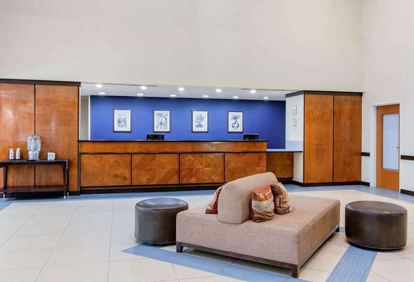 酒店 La Quinta By Wyndham Indianapolis Airport Plainfield