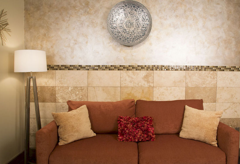 فندق Luxx Boutique