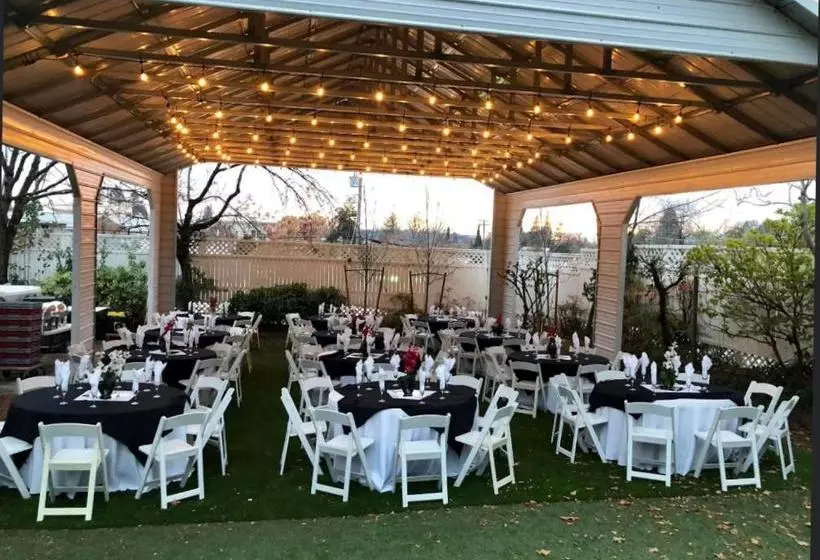 Отель Power S Mansion Inn