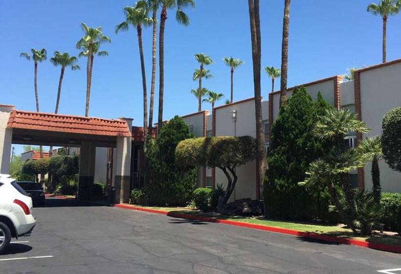 فندق Ramada By Wyndham Tempe Near Asu