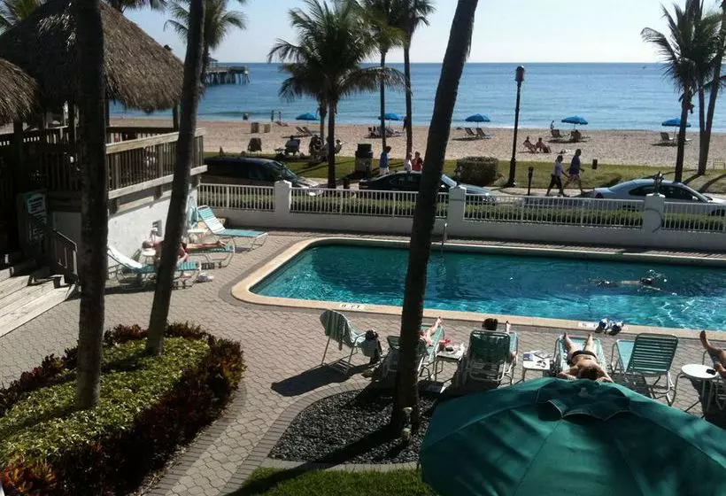 ホテル Sunrider Beach Resort
